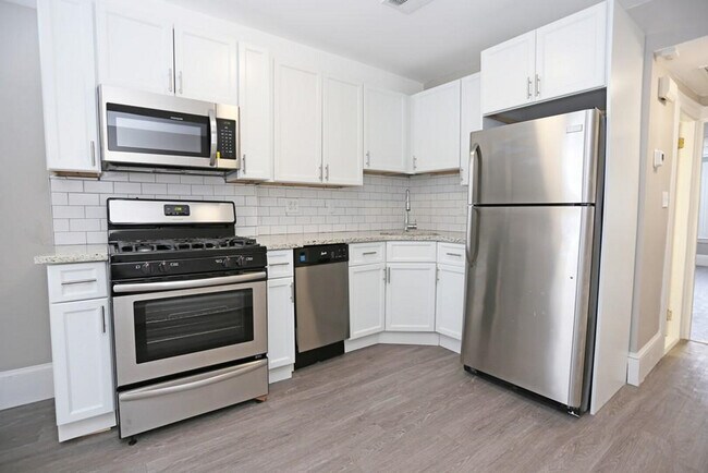 135 Eutaw St unit 2, Boston, MA 02128 - photo 3
