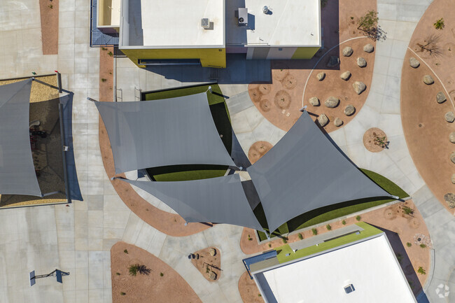 Kids attending Scottsdale’s Pueblo Elementary School have plenty of outdoor space for play.