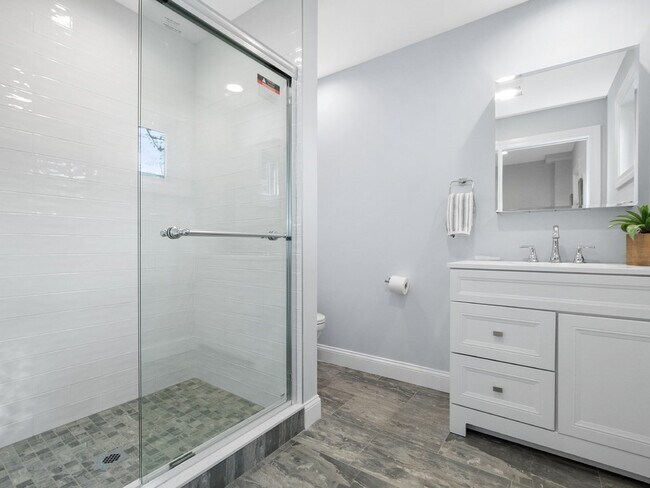 5 Naviens Ln unit 2, Waltham, MA 02453 - photo 7