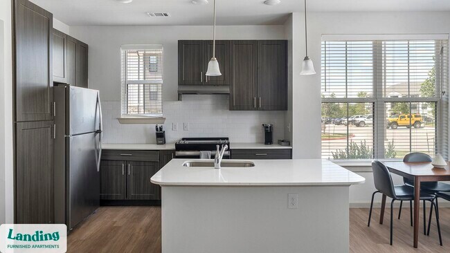 610 E Wells Branch Pkwy unit 18108, Pflugerville, TX 78660 - photo 5