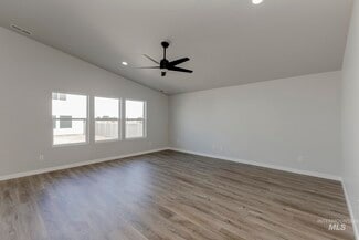 330 N Coltsfoot Ave, Kuna, ID 83634