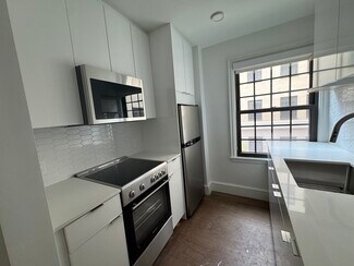 1 Arrow St Unit 105, Cambridge, MA 02138