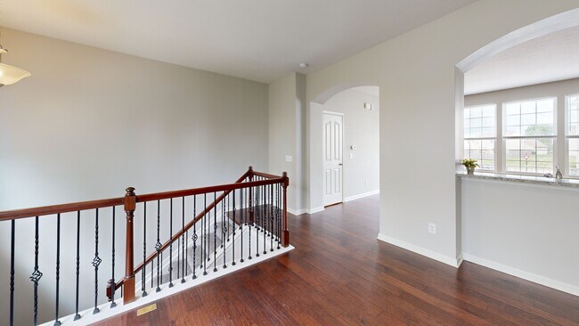 14041 Wimbleton Way, Fishers, IN 46037 - photo 2