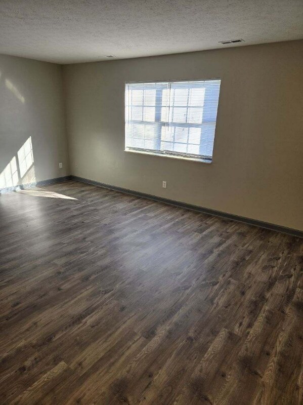 32 Scioto Dr unit e, Heath, OH 43056 - photo 2