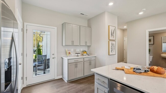 215 Springfield Crossing, Greenfield, IN 46140 - photo 6