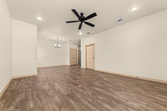 5901 Cordillera Dr unit 5901 B Cordillera, Killeen, TX 76549 - photo 3