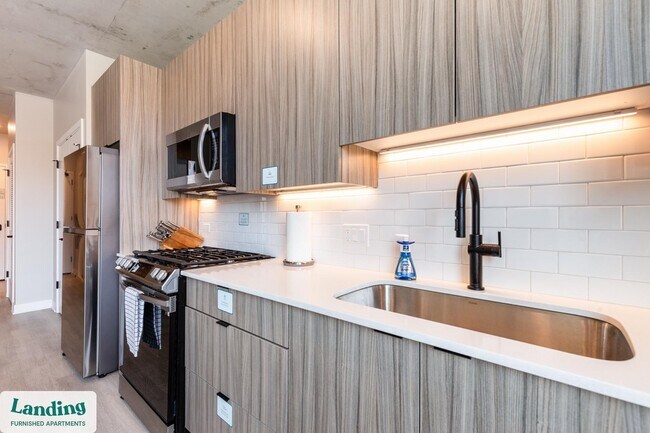 4611 N Broadway St unit 213, Chicago, IL 60640 - photo 5