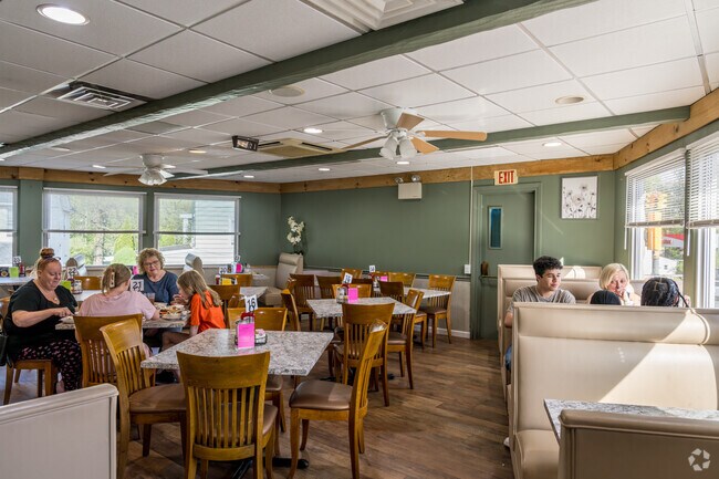 Northampton Diner and Family Restaurant brings many guests for breakfast lunch and dinner.