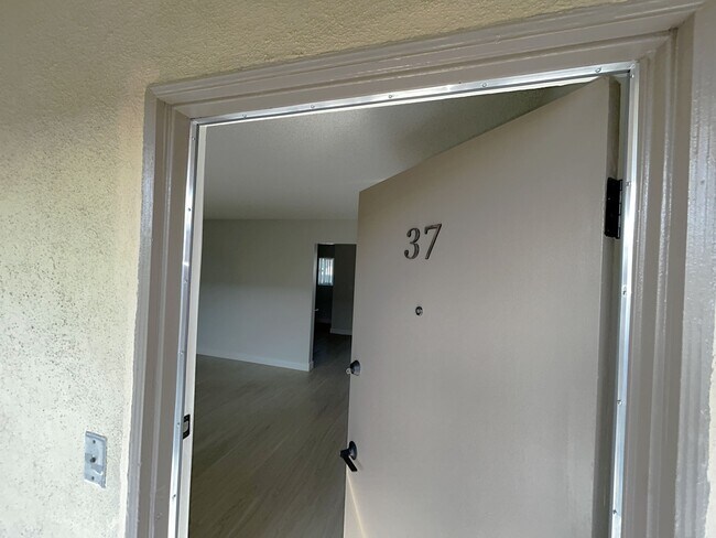 Kala Kai, Lomita, CA 90717 - photo 5