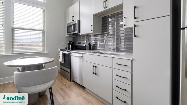 545 Foster St unit 615, Durham, NC 27701 - photo 3