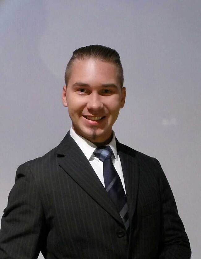 Agent Photo