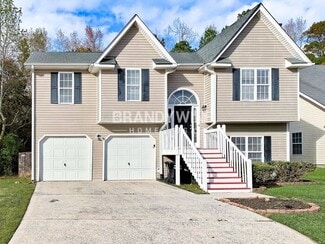 314 Moreland Cir, Hiram, GA 30141