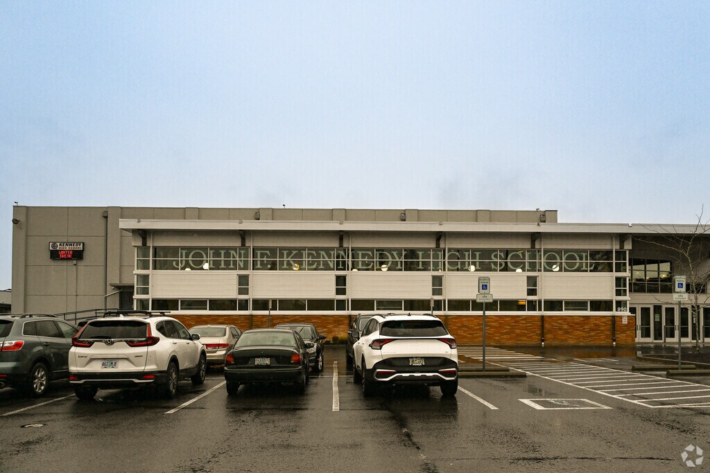 John F. Kennedy High School provides education in the neighborhood of 
Mount Angel.