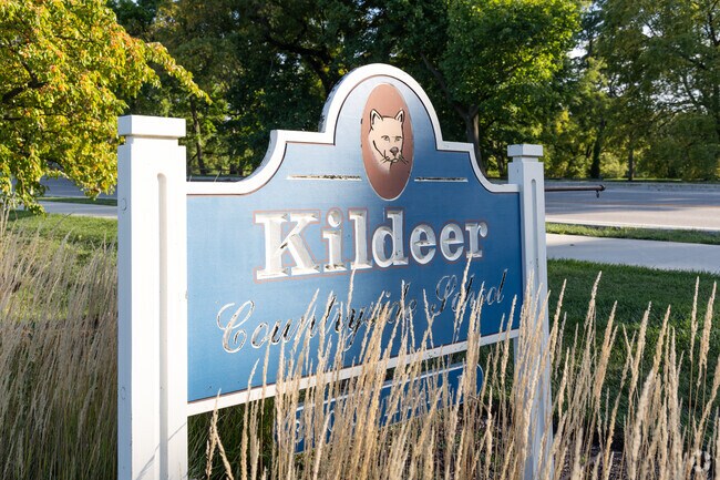 Kildeer Elementary has a unique countryside feel.