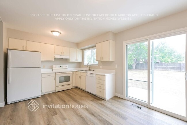 1671 S Rifle St, Aurora, CO 80017 - photo 7