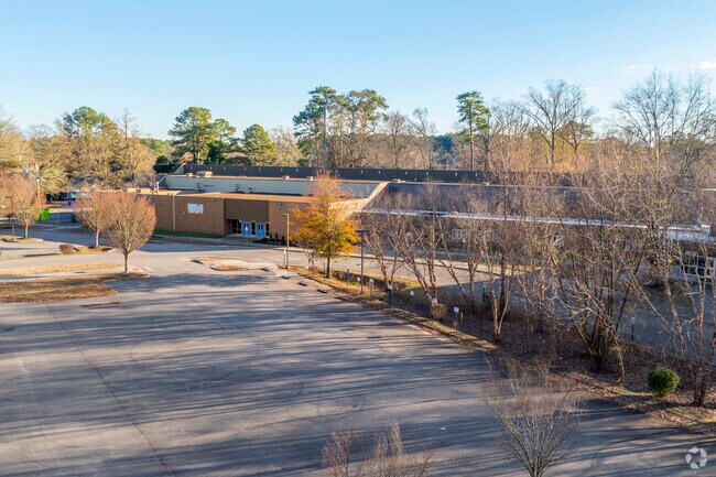 Cradock Elementary School provides modern resources for academic growth.