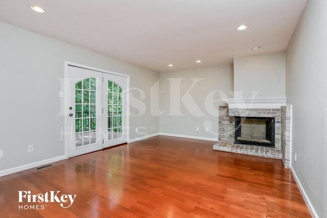 1387 Still House Creek Rd, Chesterfield, MO 63017 - photo 4