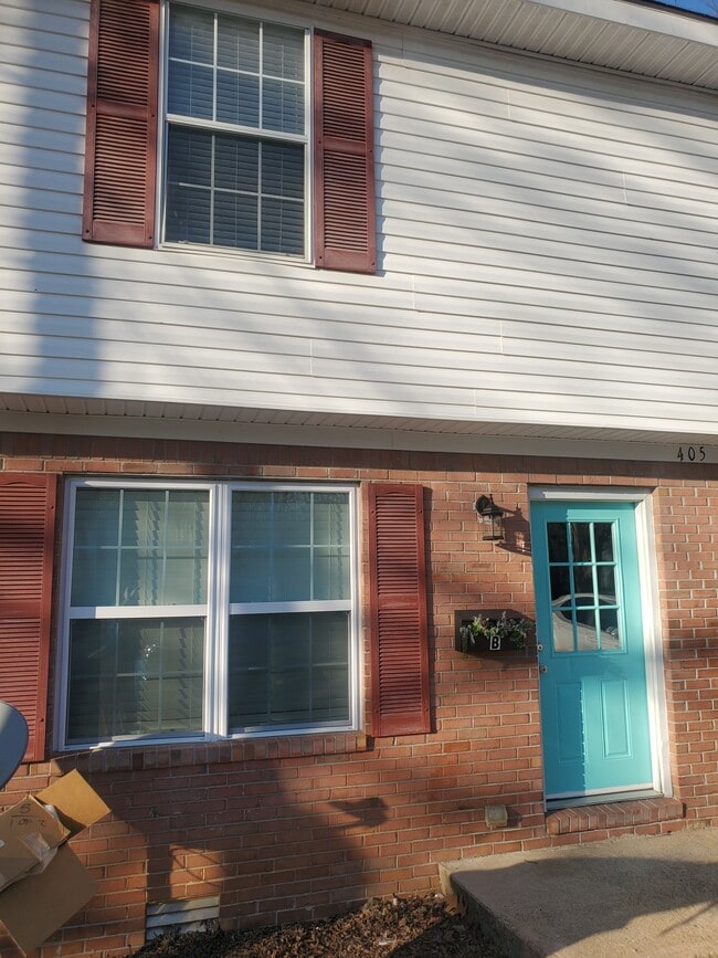 405 Church St unit A, Martin, TN 38237 - photo 4