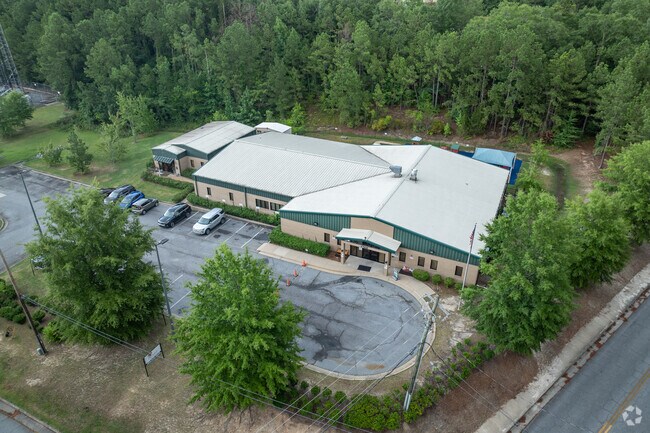 Boxwood Child Development Center has a small campus with plenty of parking.