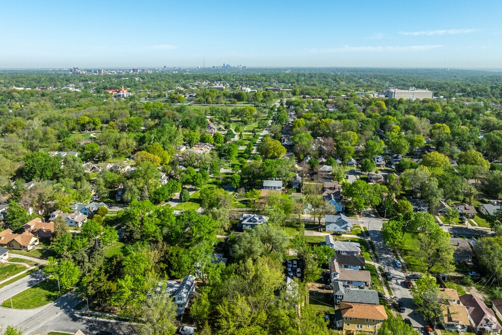 Blenheim Square-Research Hospital