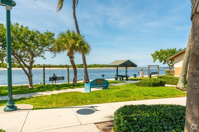 Jetty Park is a fun place to take a stroll and relax overlooking the ocean in South Beach.
