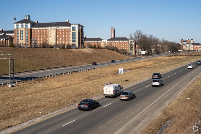 US Route 29 makes traveling through Lynchburg easy.