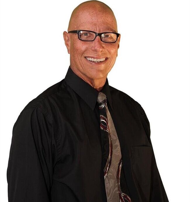 Agent Photo