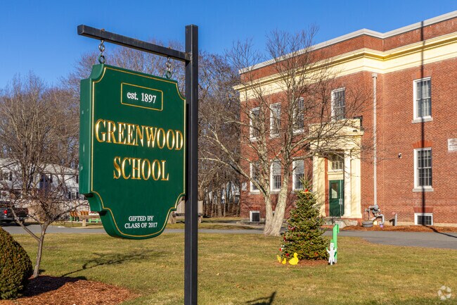 Welcome to the Greenwood School in Wakefield, MA.