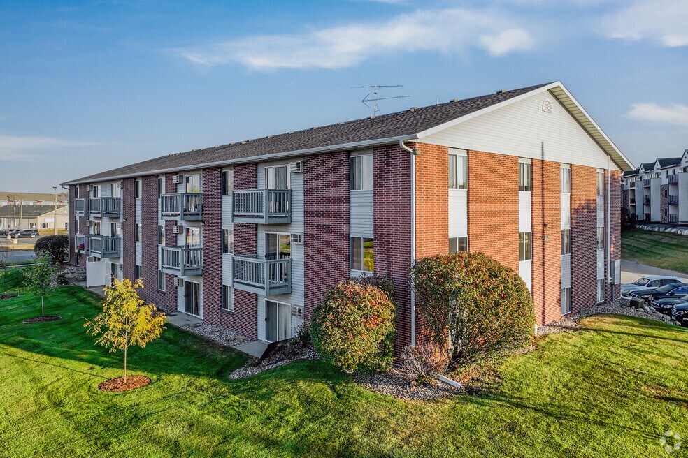 Point Saint Germain West, Saint Cloud, MN 56301 - photo 1