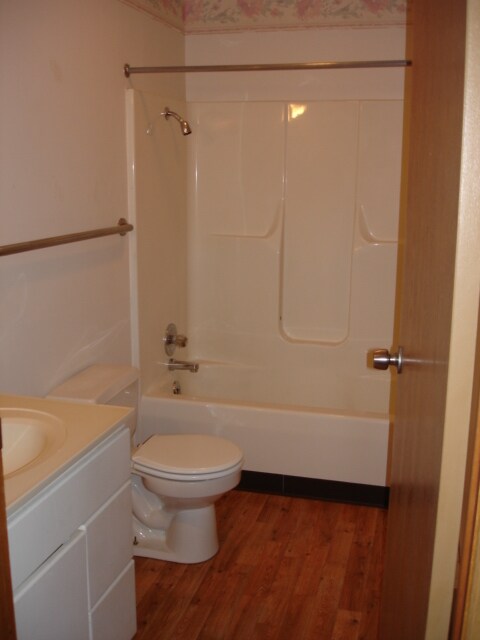 Bathroom - Unit 1R