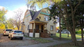 717 Perry St, Saginaw, MI 48602