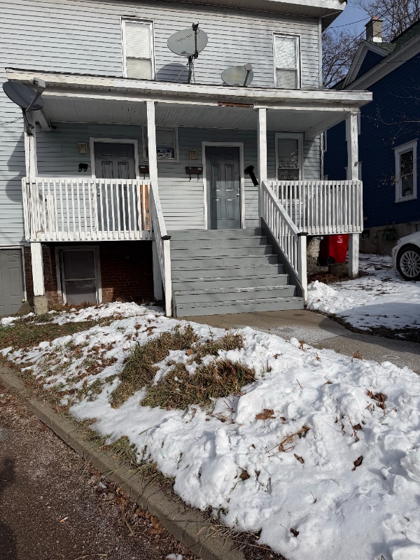 61 Williams Ave, Carbondale, PA 18407 - photo 2