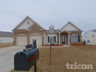 404 Plamondon Dr, Simpsonville, SC 29680