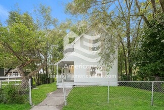 743 Diamond Ave, South Bend, IN 46628