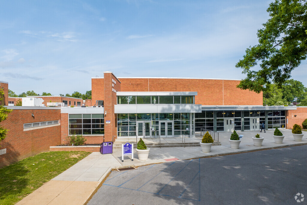 The Phoenixville Area High School serves 1,250 students in grades 9-12.
