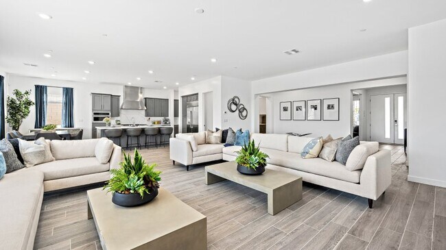 143 Chapman Bend Ave, Henderson, NV 89015 - photo 5