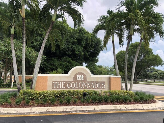 729 NW 92nd Ave unit 729, Plantation, FL 33324 - photo 2