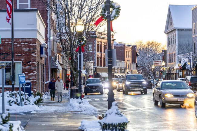 Take a stroll along Woburn's main street with its many shops and services.