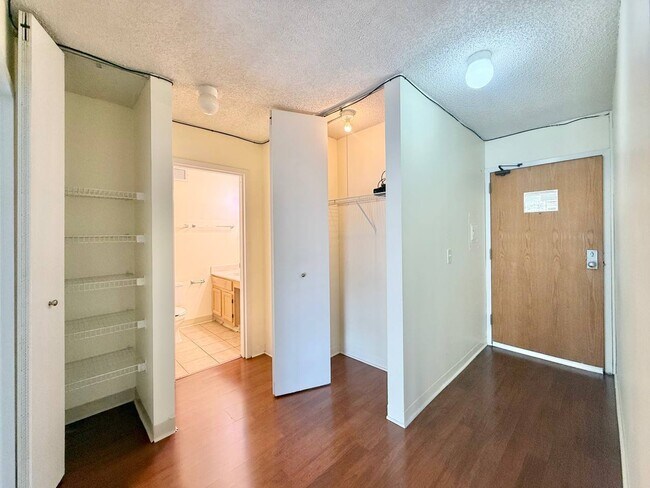 200 N Dearborn St unit 2208, Chicago, IL 60601 - photo 4