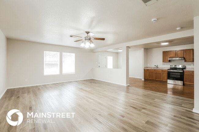 2831 Amber Morning, San Antonio, TX 78245 - photo 2