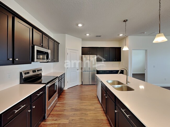 2725 Ponds Trail, Saint Cloud, FL 34769 - photo 4