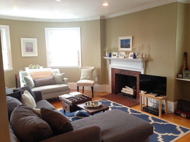 45 Garrison Rd unit 3, Brookline, MA 02445 - photo 3