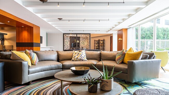 The Ridgewood by Windsor, Fairfax, VA 22030 - photo 5