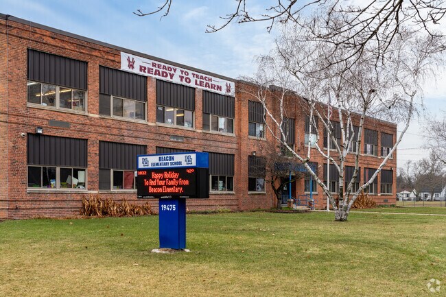 Beacon Elementary School is a well rated school with small class sizes.