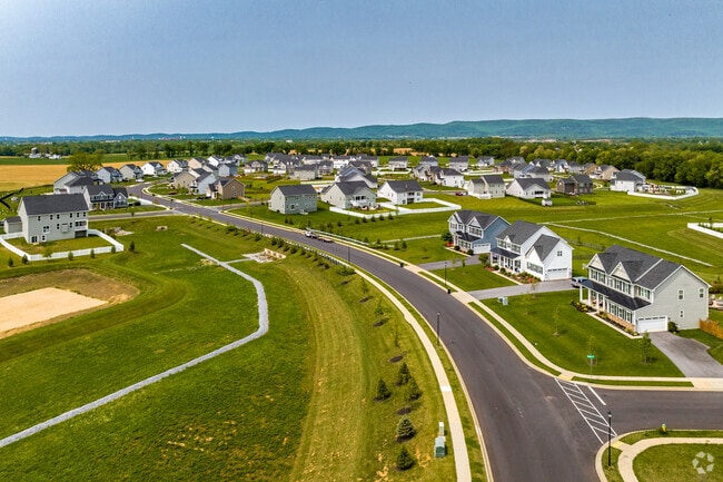 Experience a breathtaking view of the Cascade Mountains in Walkersville, MD.