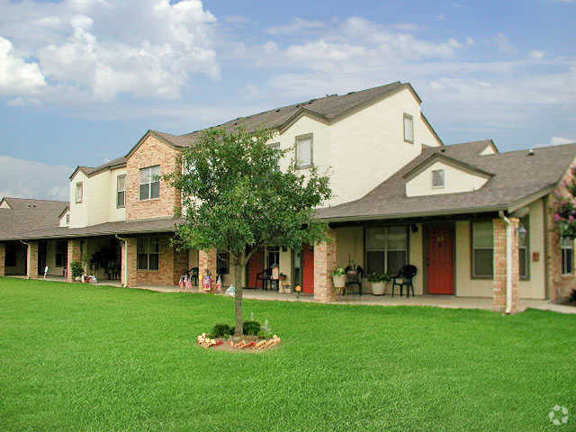 Courtyards at Kirnwood Apartment Homes, Desoto, TX 75115 - photo 3