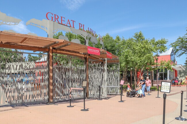 The Great Plains Zoo is one of the best in all of South Dakota, right in the heart of Garfield.
