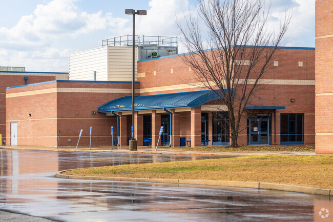 Frontier Middle School has above average rated test scores.