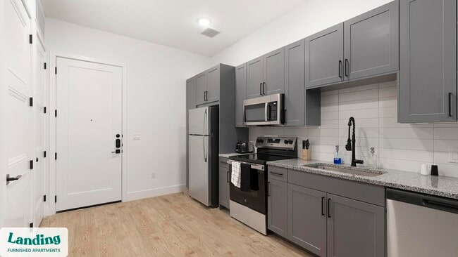 650 E Sycamore St unit 3311, Denton, TX 76201 - photo 7