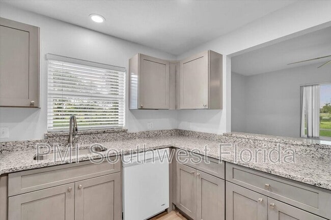 383 Bobby Jones Rd, Sarasota, FL 34232 - photo 6